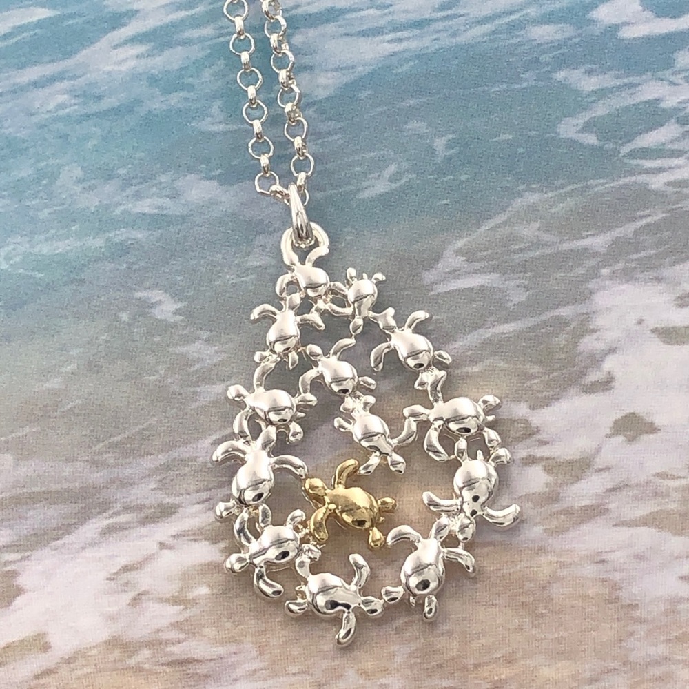 🌼 Sea Turtle Cluster Silver Gold Necklace